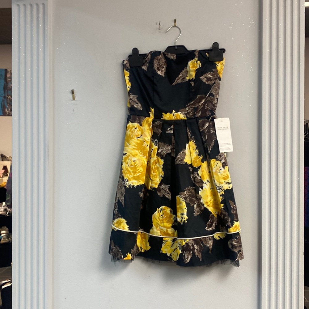 Backless - Strapless Floral Mini Dress NWT
